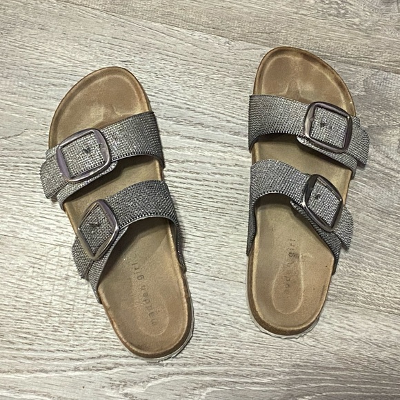 Madden girl shimmering sandals size 8 - Picture 1 of 7